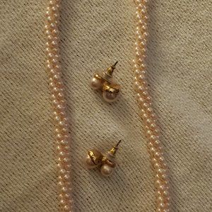 Pale pink twisted small beaded chocker clasp & matching double pierced earrings